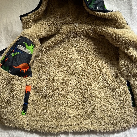 London Fog 3t dino puffer - Picture 3 of 6